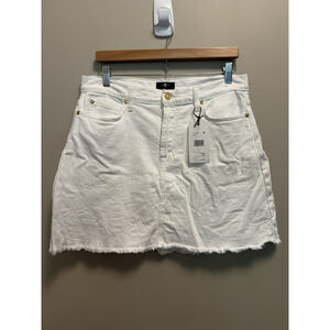 7 For All Mankind Skirt White Denim Mini Raw Hem Edge Size 31 NWT Flaw Read
